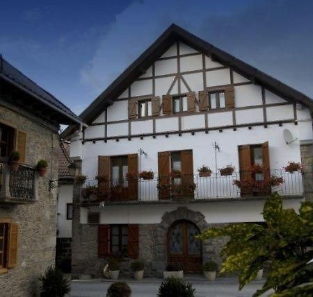 Hostal Casa Sario Jaurrieta المظهر الخارجي الصورة